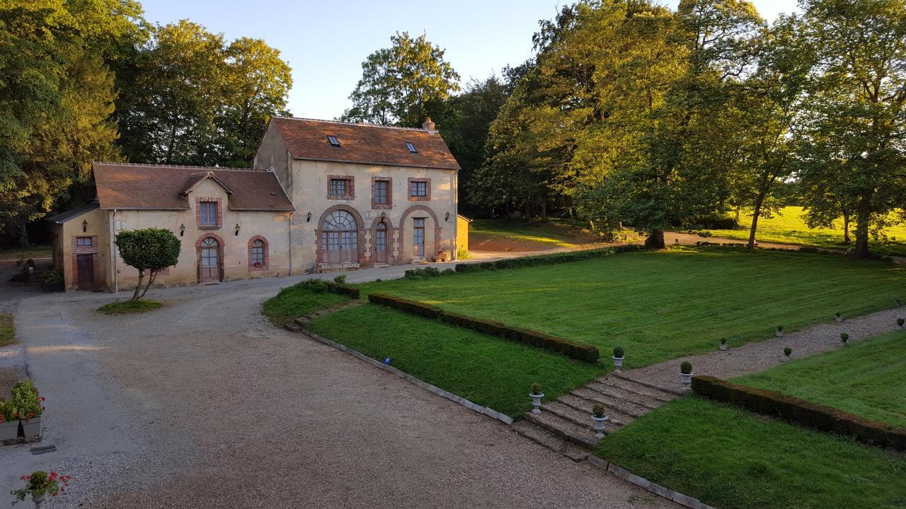 Hotel Des 4 Continents - Le Mans Saint-Saturnin  Εξωτερικό φωτογραφία